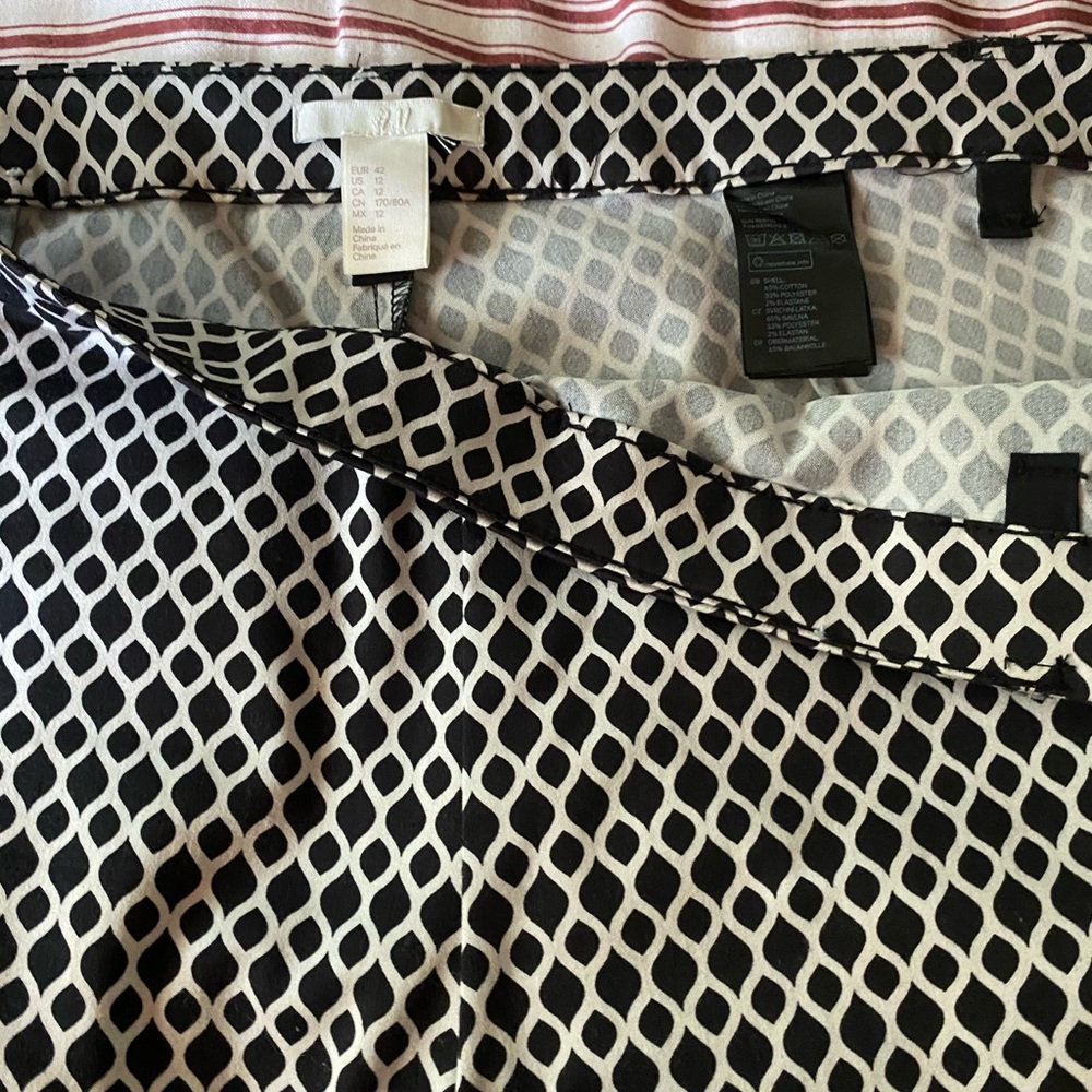 H&M Pants - Picture 2 of 3